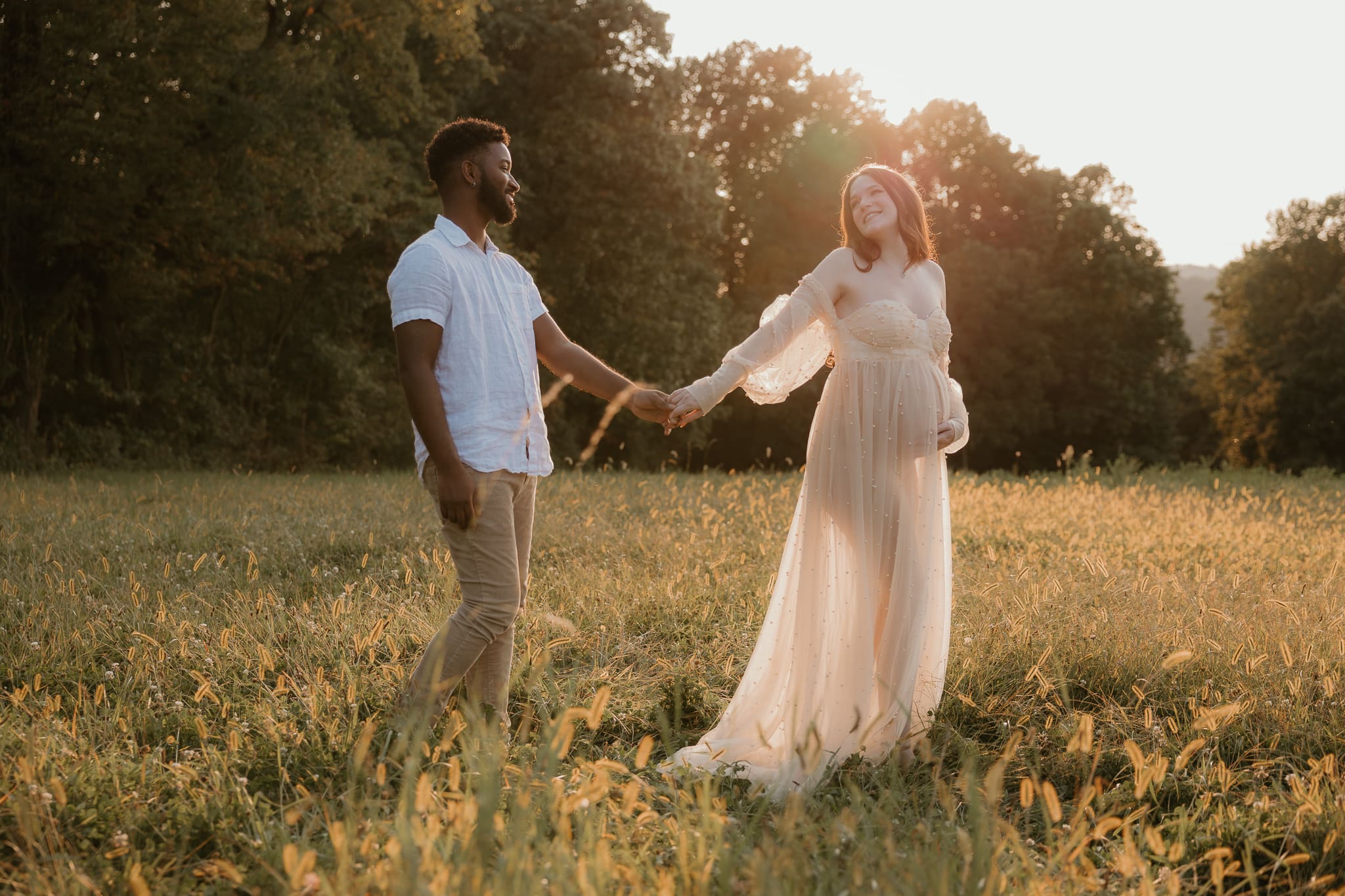 Golden hour maternity session