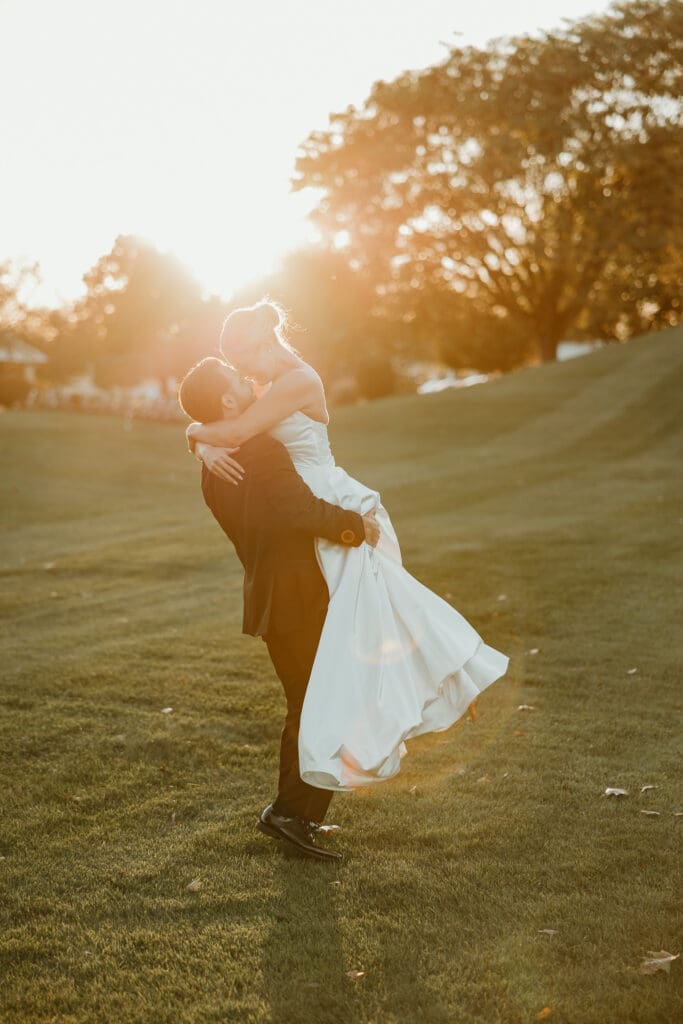 Bride and groom sunset photos at Brookside Country Club Lehigh County wedding
